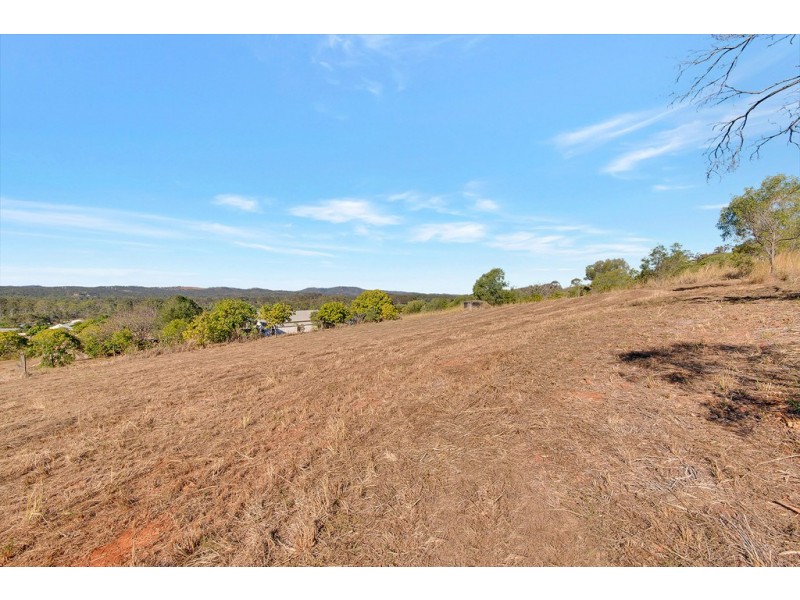 63 Surveyor Place, Beecher QLD 4680