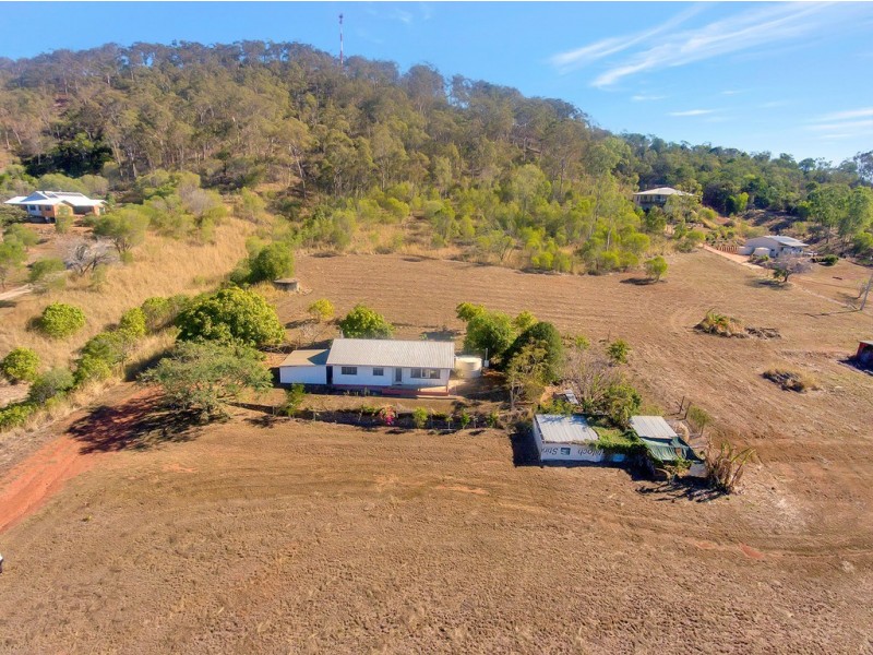 63 Surveyor Place, Beecher QLD 4680