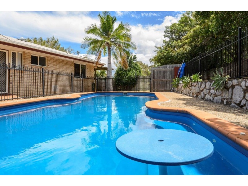 2 NELUNA RISE, Sun Valley QLD 4680