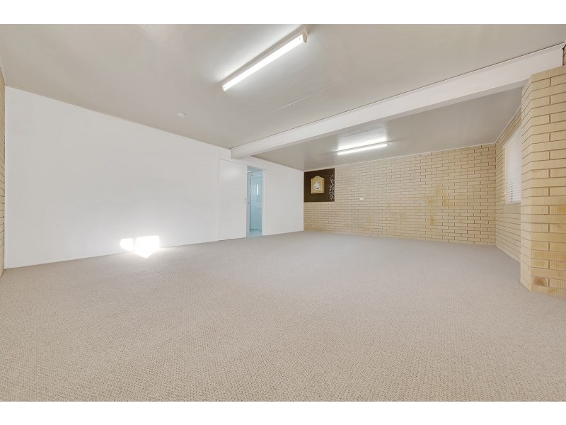 5 Harrier Avenue, New Auckland QLD 4680