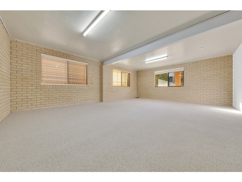 5 Harrier Avenue, New Auckland QLD 4680