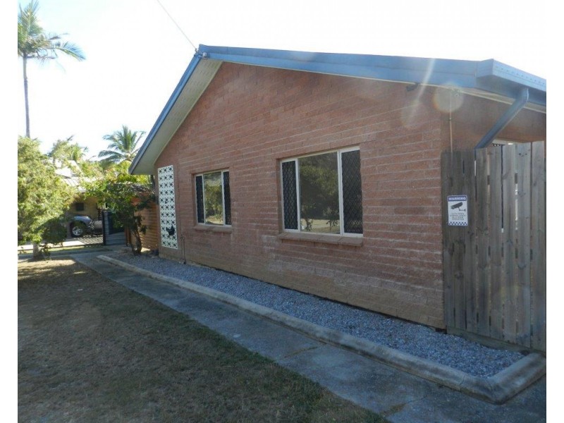 4 WARD CLOSE, South Gladstone QLD 4680