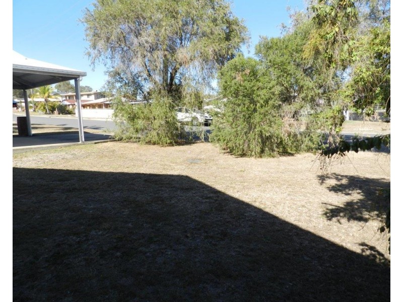 4 WARD CLOSE, South Gladstone QLD 4680