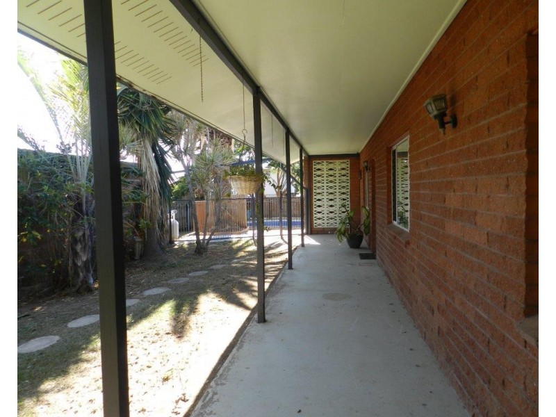 4 WARD CLOSE, South Gladstone QLD 4680