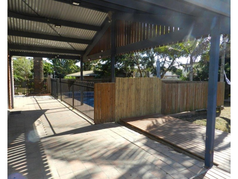 4 WARD CLOSE, South Gladstone QLD 4680