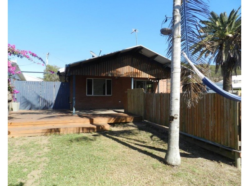 4 WARD CLOSE, South Gladstone QLD 4680