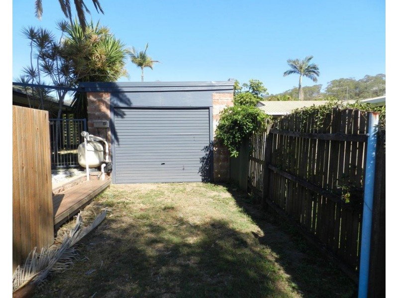 4 WARD CLOSE, South Gladstone QLD 4680