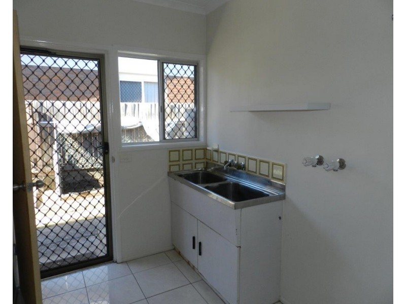 4 WARD CLOSE, South Gladstone QLD 4680