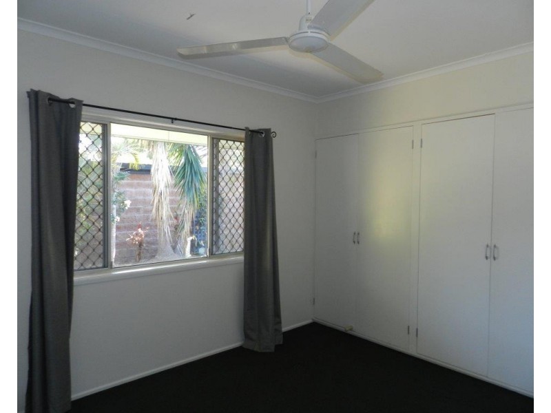 4 WARD CLOSE, South Gladstone QLD 4680