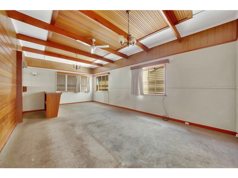8 Glenlyon Street, Gladstone QLD 4680