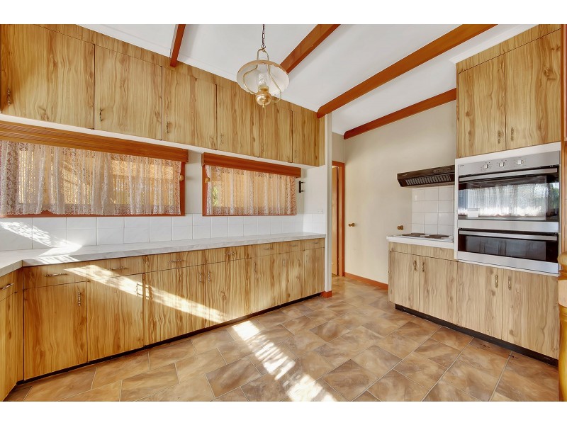 8 Glenlyon Street, Gladstone QLD 4680