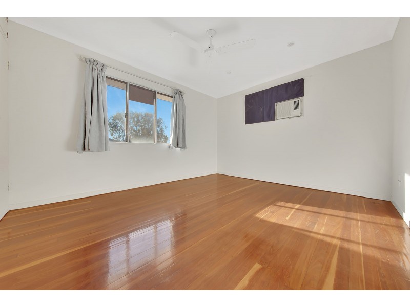 129 Barney Street, Barney Point QLD 4680