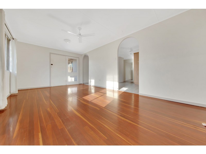 129 Barney Street, Barney Point QLD 4680