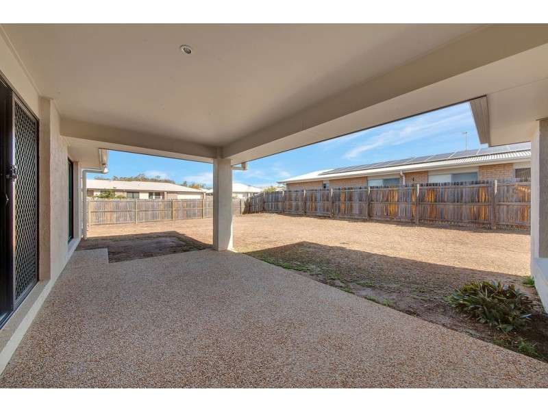 31 Seagull Boulevard, Kirkwood QLD 4680