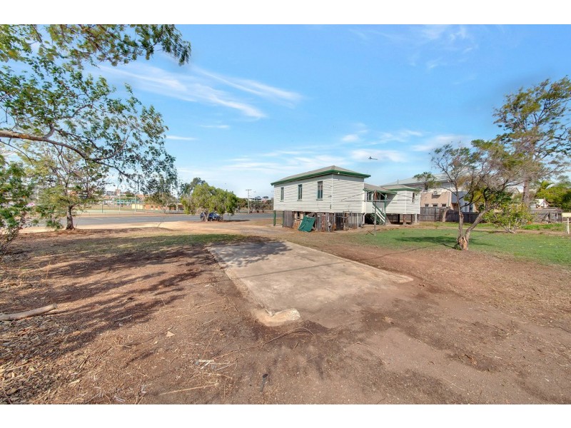 2 View Street, West Gladstone QLD 4680