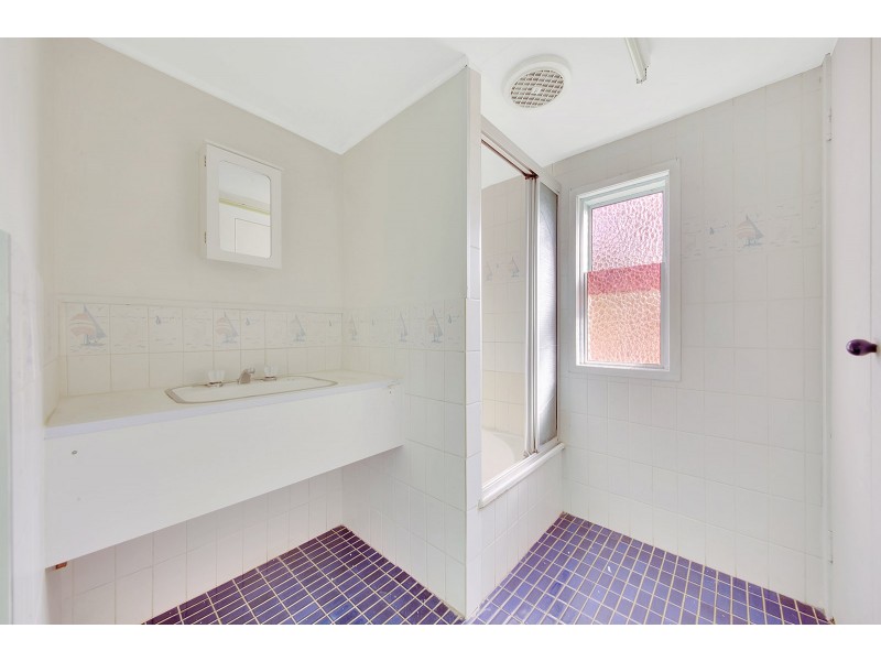 2 View Street, West Gladstone QLD 4680