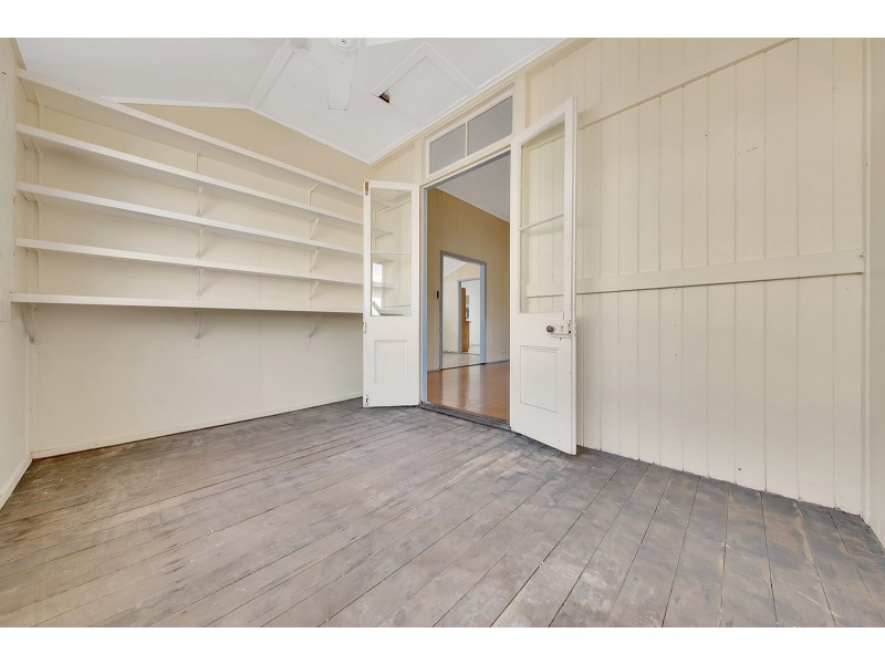 2 View Street, West Gladstone QLD 4680