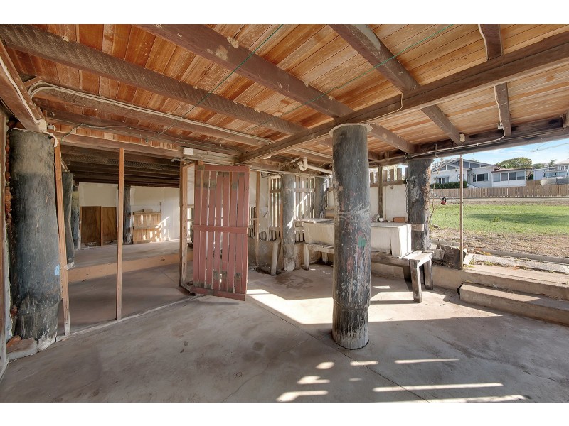 2 View Street, West Gladstone QLD 4680