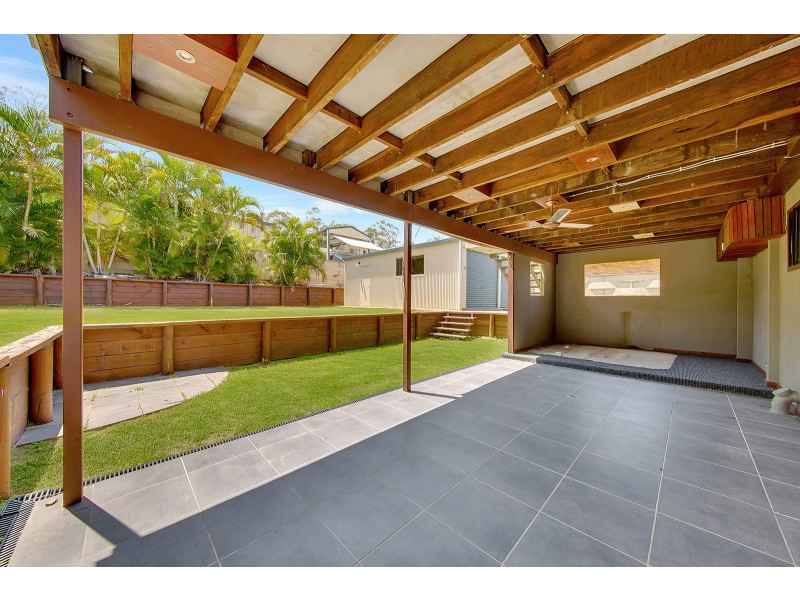 32 Venus Street, Telina QLD 4680