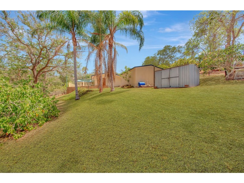 49 HELEN CRESCENT, Wurdong Heights QLD 4680