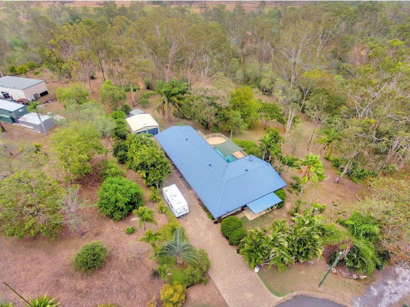 49 HELEN CRESCENT, Wurdong Heights QLD 4680