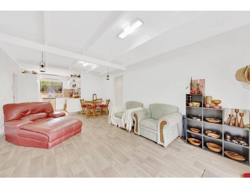 3 33 WATT STREET, West Gladstone QLD 4680