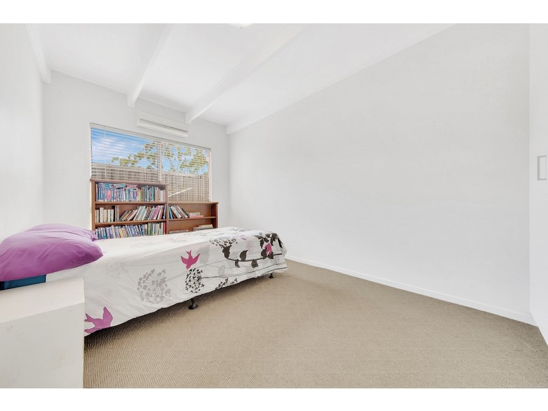 3 33 WATT STREET, West Gladstone QLD 4680