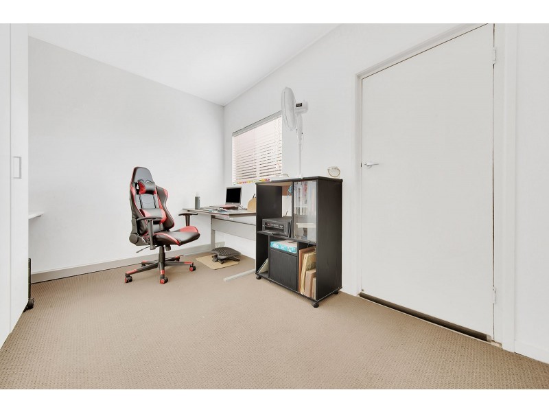 3 33 WATT STREET, West Gladstone QLD 4680