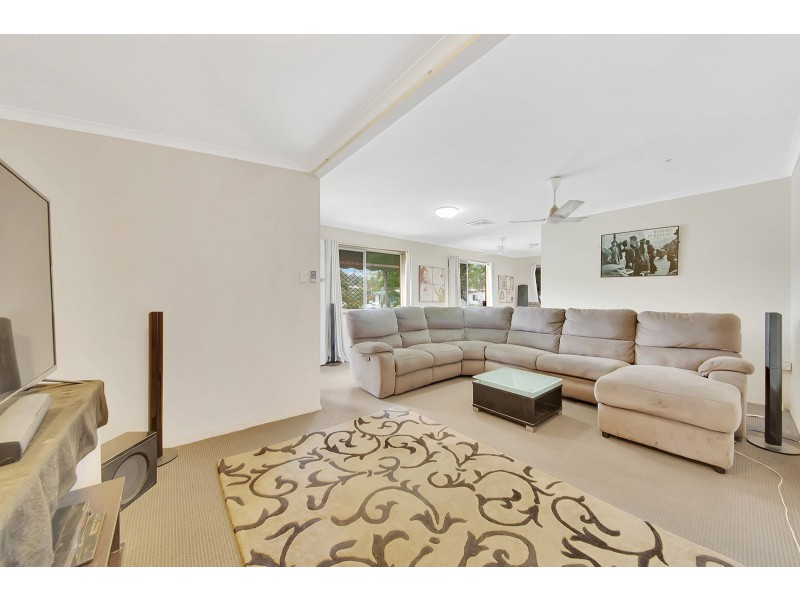 21 Oxley Drive, South Gladstone QLD 4680