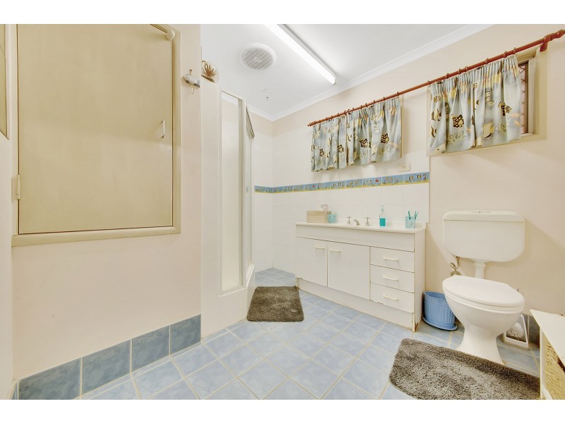 21 Oxley Drive, South Gladstone QLD 4680