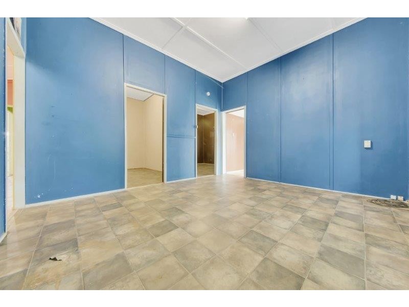 33 O’CONNELL STREET, Barney Point QLD 4680