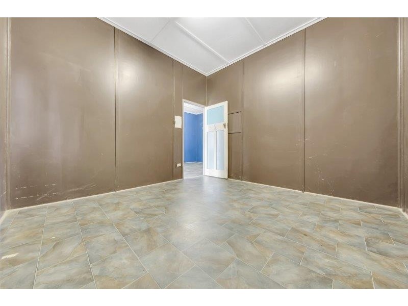 33 O’CONNELL STREET, Barney Point QLD 4680