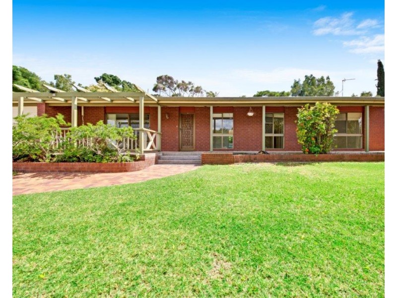 25 APOLLO DRIVE, Clinton QLD 4680