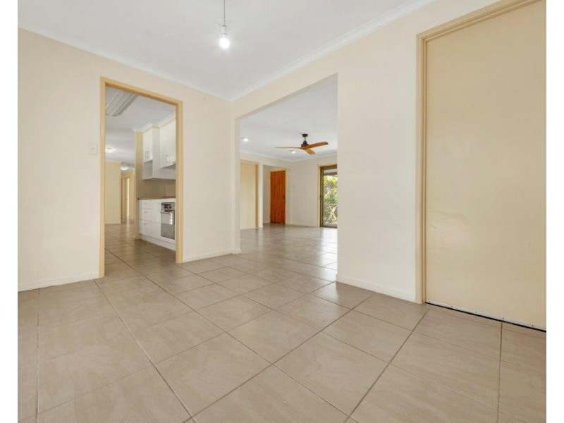 25 APOLLO DRIVE, Clinton QLD 4680