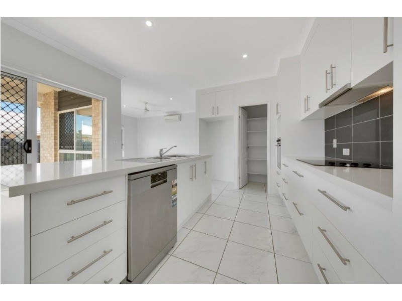 11 Sundew Street, New Auckland QLD 4680