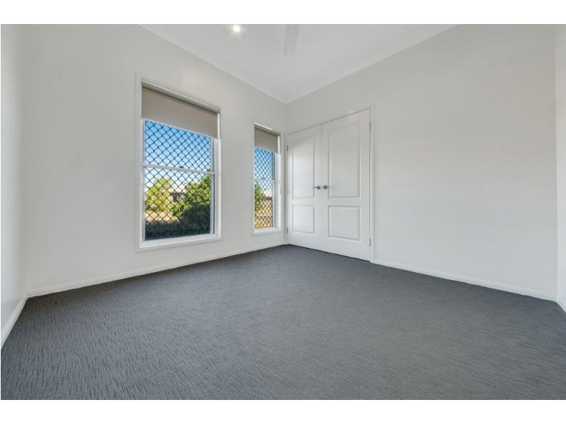 11 Sundew Street, New Auckland QLD 4680