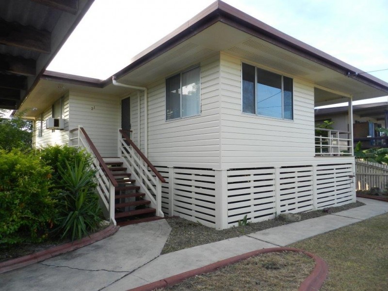 21 TREVALLY STREET, Toolooa QLD 4680