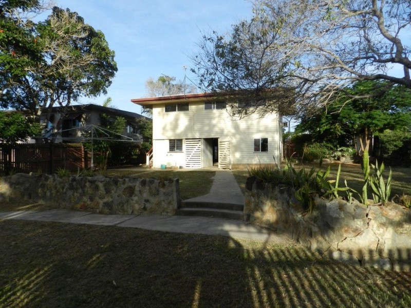 21 TREVALLY STREET, Toolooa QLD 4680