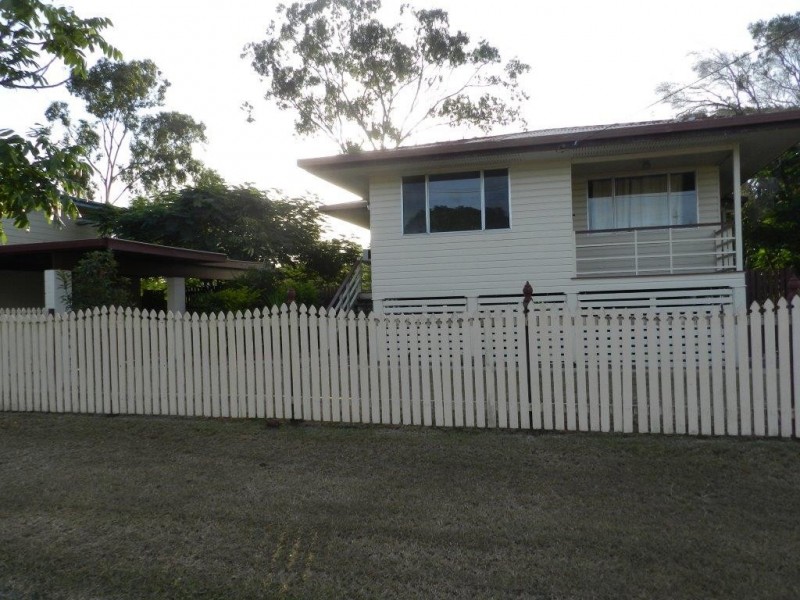 21 TREVALLY STREET, Toolooa QLD 4680