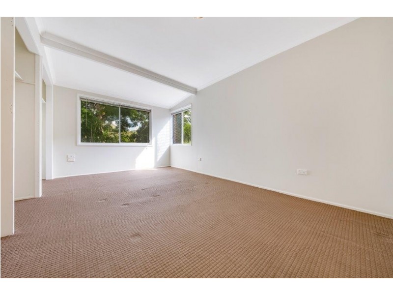 43 Allunga Drive, Glen Eden QLD 4680