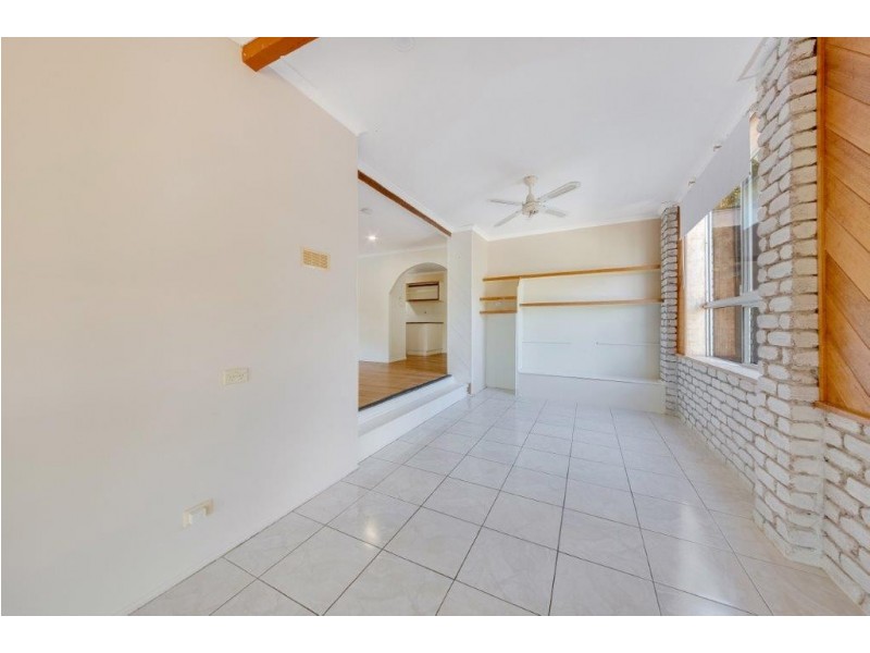 43 Allunga Drive, Glen Eden QLD 4680