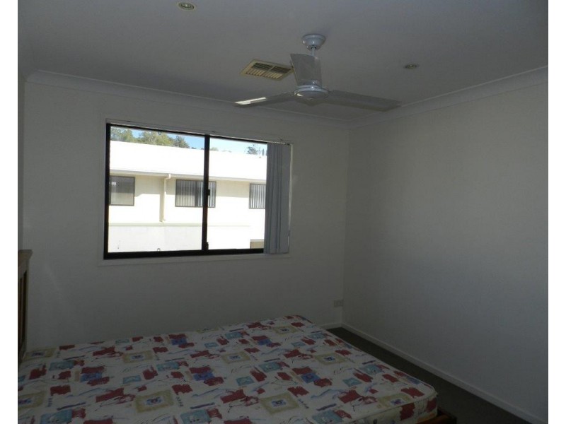 7/21 ROBERTS STREET, South Gladstone QLD 4680