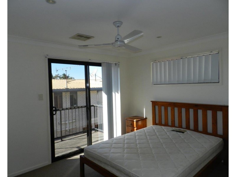 7/21 ROBERTS STREET, South Gladstone QLD 4680