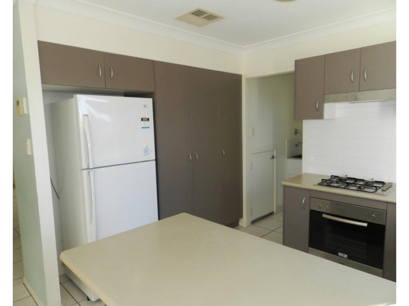 7/21 ROBERTS STREET, South Gladstone QLD 4680