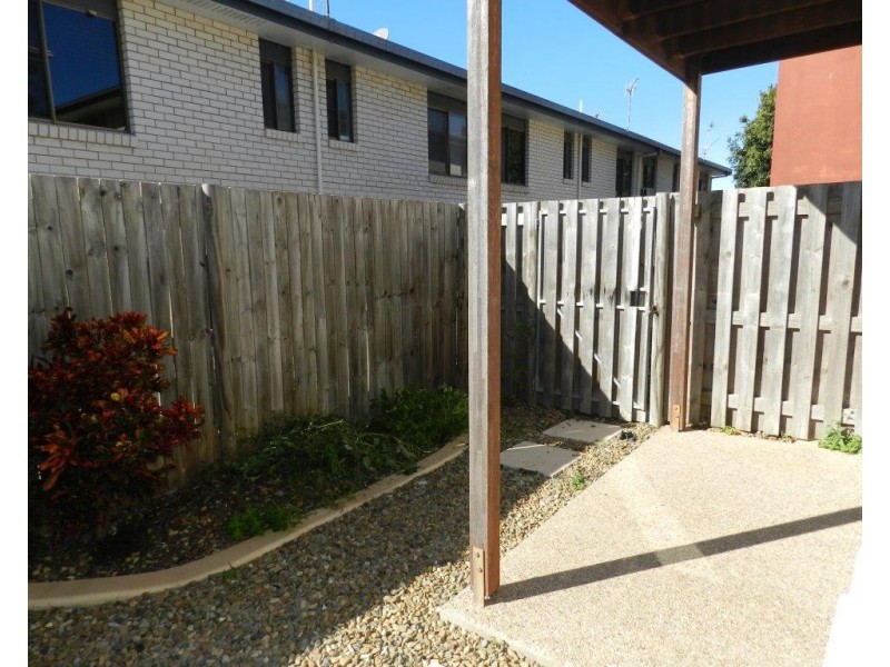 7/21 ROBERTS STREET, South Gladstone QLD 4680