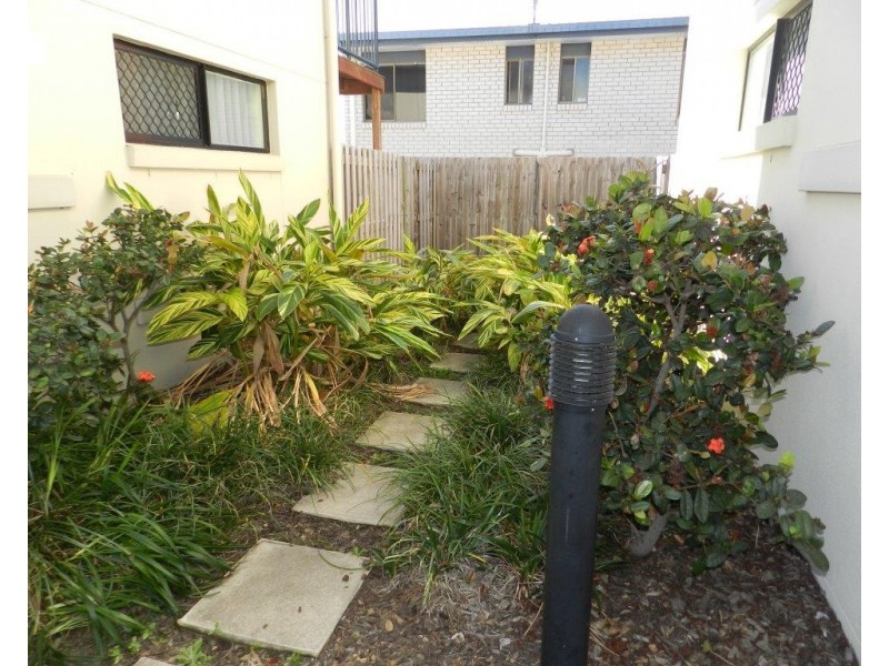 7/21 ROBERTS STREET, South Gladstone QLD 4680