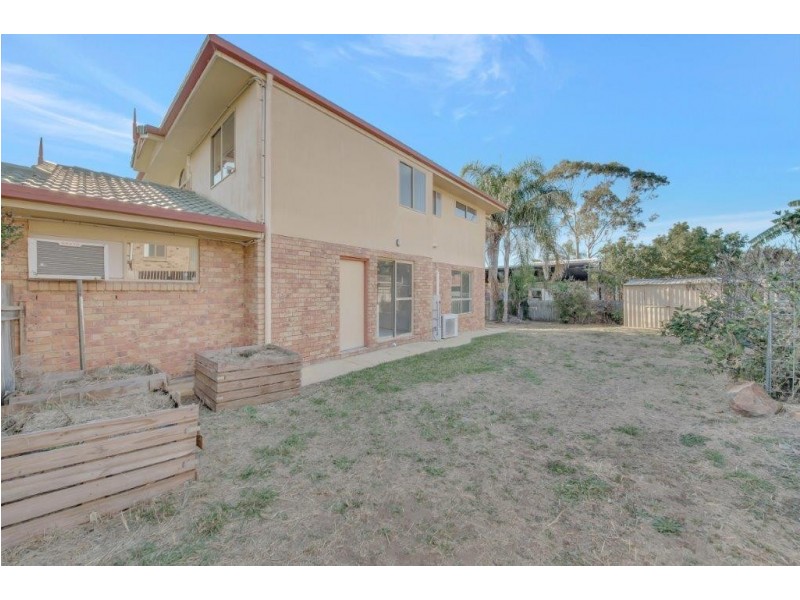7 NICHOLAS STREET, Glen Eden QLD 4680