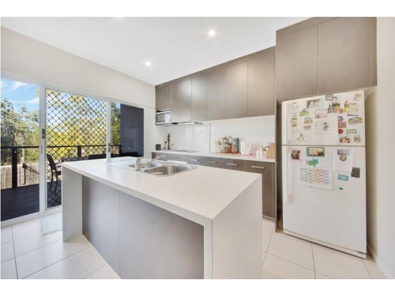Unit 7/9 Cockatoo Drive, New Auckland QLD 4680