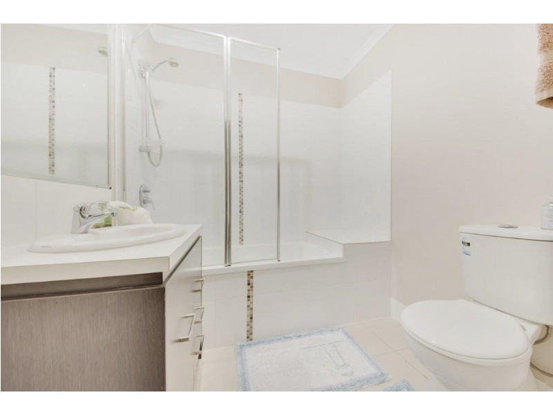 Unit 7/9 Cockatoo Drive, New Auckland QLD 4680