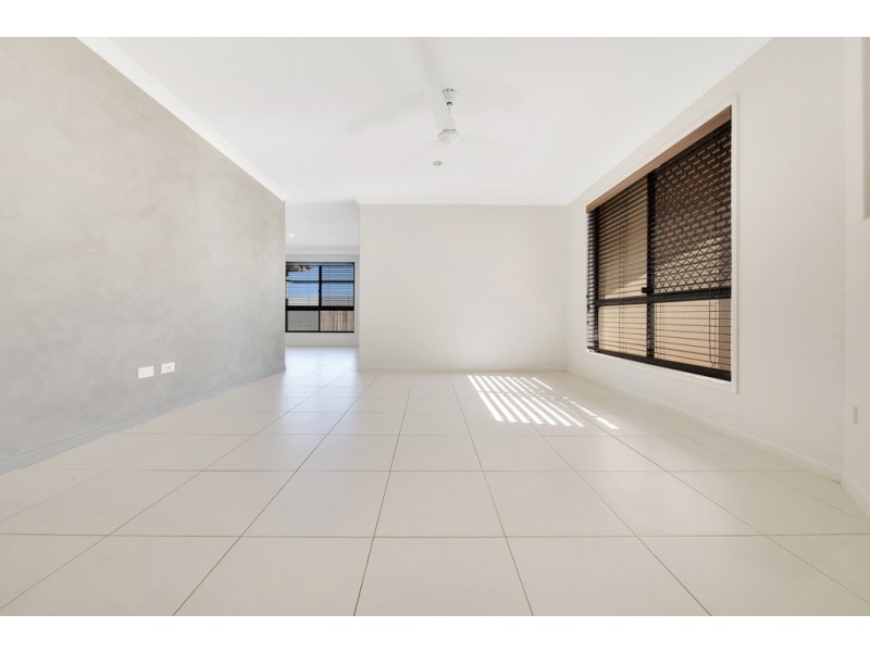 26 WYARA CLOSE, Clinton QLD 4680